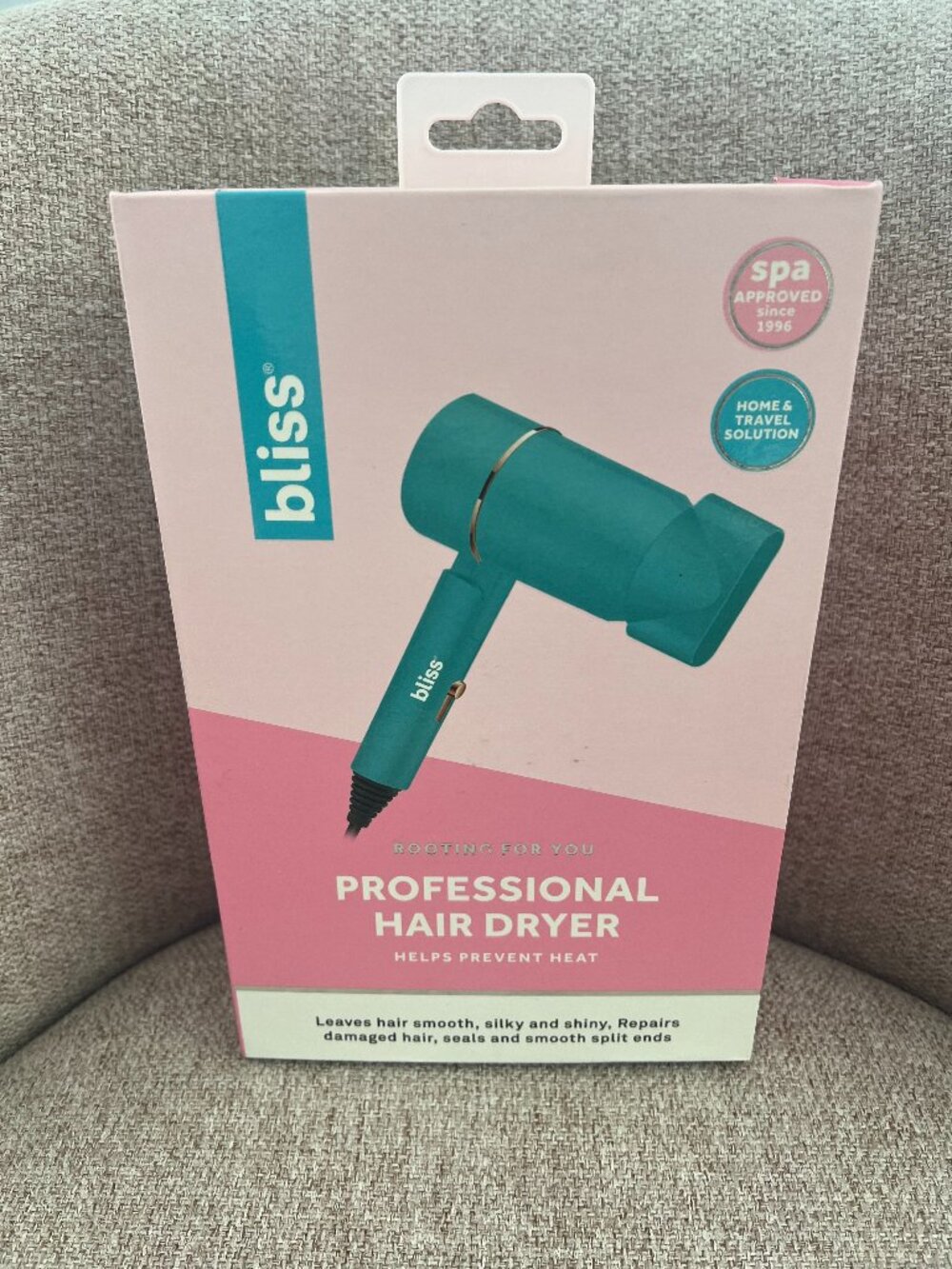 HOME | BLISS 1200W Professional Hair Dryer with Concentrator Nozzle